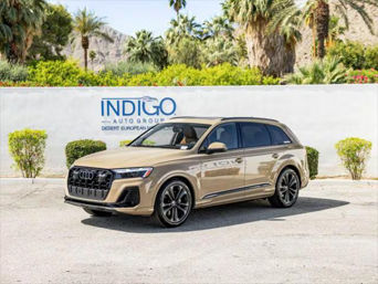 front facing 2025 Audi Q7 55 parked
