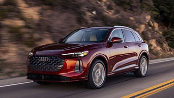 2025 Audi Q5 Premium November Specials