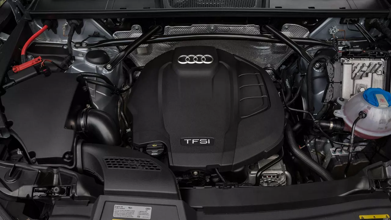 Overhead view of an Audi Q5's interior engine bay.