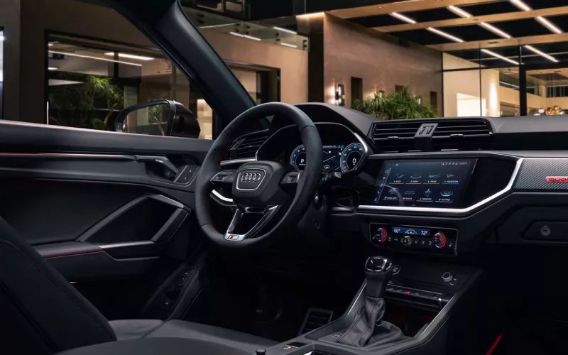 Benefits of Financing the 2025 Audi Q3 Long-Term