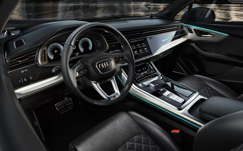 Benefits of Financing the 2025 Audi Q7 Long-Term