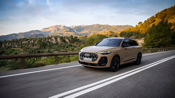 Front view of the Q5