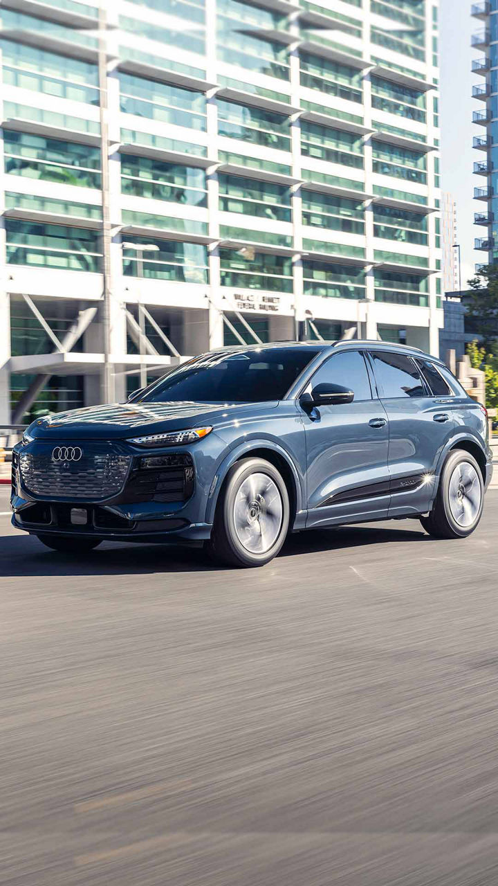 Q6 e-tron driving